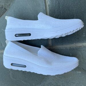 White Sporty Casual Shoes | Size 40